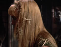 extant_XenaWarriorPrincess_3x02-BeenThereDoneThat_02074