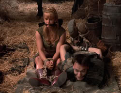 extant_XenaWarriorPrincess_3x02-BeenThereDoneThat_02155