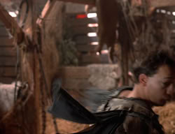 extant_XenaWarriorPrincess_3x02-BeenThereDoneThat_02288