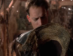 extant_XenaWarriorPrincess_3x02-BeenThereDoneThat_02291