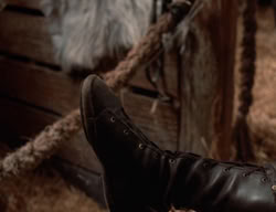 extant_XenaWarriorPrincess_3x02-BeenThereDoneThat_02558