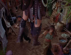 extant_XenaWarriorPrincess_3x02-BeenThereDoneThat_03000