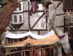 extant_XenaWarriorPrincess_3x02-BeenThereDoneThat_03195