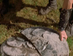 extant_XenaWarriorPrincess_3x03-TheDirtyHalfDozen_00553