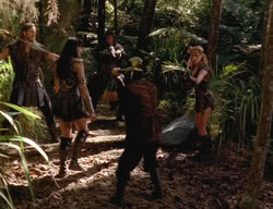 extant_XenaWarriorPrincess_3x03-TheDirtyHalfDozen_01209