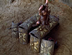 extant_XenaWarriorPrincess_3x04-TheDeliverer_02478