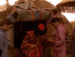 extant_XenaWarriorPrincess_3x06-TheDebt_1398