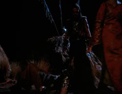 extant_XenaWarriorPrincess_3x06-TheDebt_1929