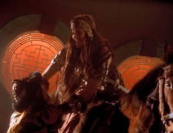 extant_XenaWarriorPrincess_3x06-TheDebt_2048