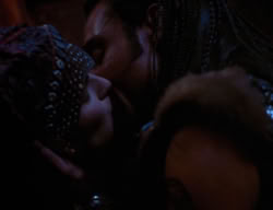 extant_XenaWarriorPrincess_3x06-TheDebt_2278