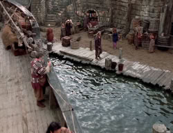 extant_XenaWarriorPrincess_3x06-TheDebt_2331