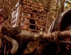 extant_XenaWarriorPrincess_3x06-TheDebt_2552
