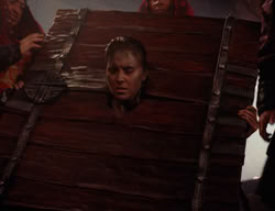 extant_XenaWarriorPrincess_3x07-TheDebtII_0114
