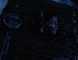 extant_XenaWarriorPrincess_3x07-TheDebtII_0160