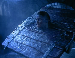 extant_XenaWarriorPrincess_3x07-TheDebtII_0182
