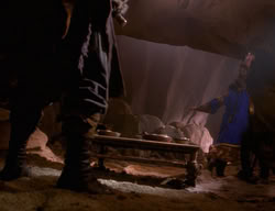 extant_XenaWarriorPrincess_3x07-TheDebtII_0392