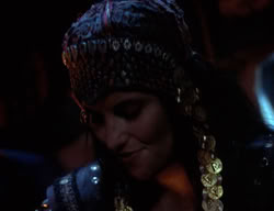 extant_XenaWarriorPrincess_3x07-TheDebtII_0438