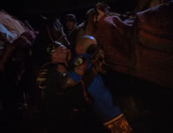 extant_XenaWarriorPrincess_3x07-TheDebtII_0451