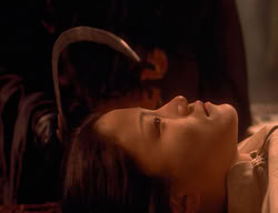 extant_XenaWarriorPrincess_3x07-TheDebtII_0690