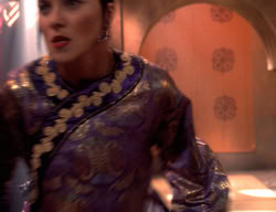 extant_XenaWarriorPrincess_3x07-TheDebtII_1339