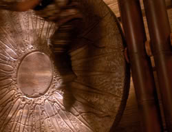 extant_XenaWarriorPrincess_3x07-TheDebtII_2734