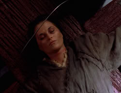 extant_XenaWarriorPrincess_3x07-TheDebtII_2998