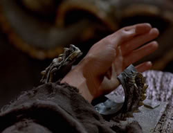 extant_XenaWarriorPrincess_3x07-TheDebtII_3013
