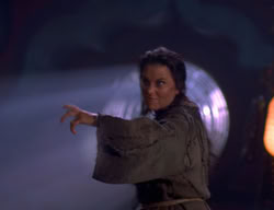 extant_XenaWarriorPrincess_3x07-TheDebtII_3080