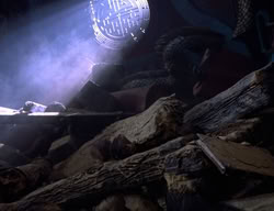 extant_XenaWarriorPrincess_3x07-TheDebtII_3186