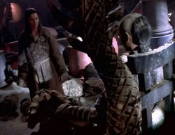extant_XenaWarriorPrincess_3x07-TheDebtII_3426
