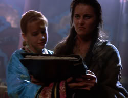 extant_XenaWarriorPrincess_3x07-TheDebtII_3526