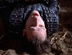 extant_XWP_3x08-TheKingOfAssassins_001301