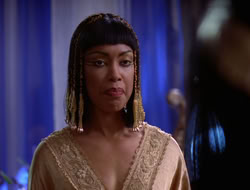 extant_XWP_3x08-TheKingOfAssassins_001451
