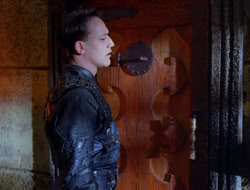 extant_XWP_3x08-TheKingOfAssassins_001966