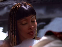 extant_XWP_3x08-TheKingOfAssassins_002157