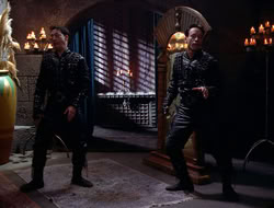 extant_XWP_3x08-TheKingOfAssassins_002345