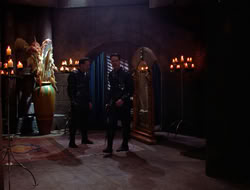extant_XWP_3x08-TheKingOfAssassins_002444