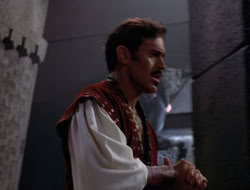 extant_XWP_3x08-TheKingOfAssassins_002690