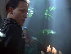 extant_XWP_3x08-TheKingOfAssassins_002937