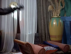 extant_XWP_3x08-TheKingOfAssassins_003312