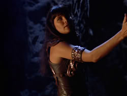 extant_XWP_3x09-WarriorPriestessTramp_001048