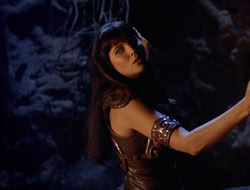 extant_XWP_3x09-WarriorPriestessTramp_001052