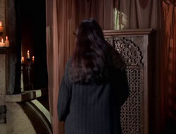extant_XWP_3x09-WarriorPriestessTramp_001472