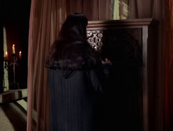 extant_XWP_3x09-WarriorPriestessTramp_001474