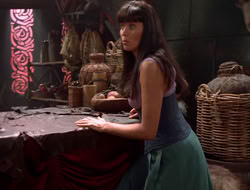 extant_XWP_3x09-WarriorPriestessTramp_001566