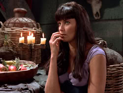 extant_XWP_3x09-WarriorPriestessTramp_001654