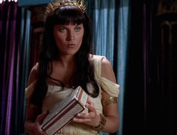 extant_XWP_3x09-WarriorPriestessTramp_001913