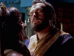 extant_XWP_3x09-WarriorPriestessTramp_001978