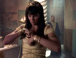 extant_XWP_3x09-WarriorPriestessTramp_002056