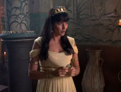 extant_XWP_3x09-WarriorPriestessTramp_002066